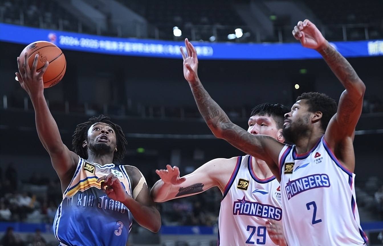 开云体育APP下载-阿克苏地市主场战胜天津泰达，迎来赛季首胜的简单介绍