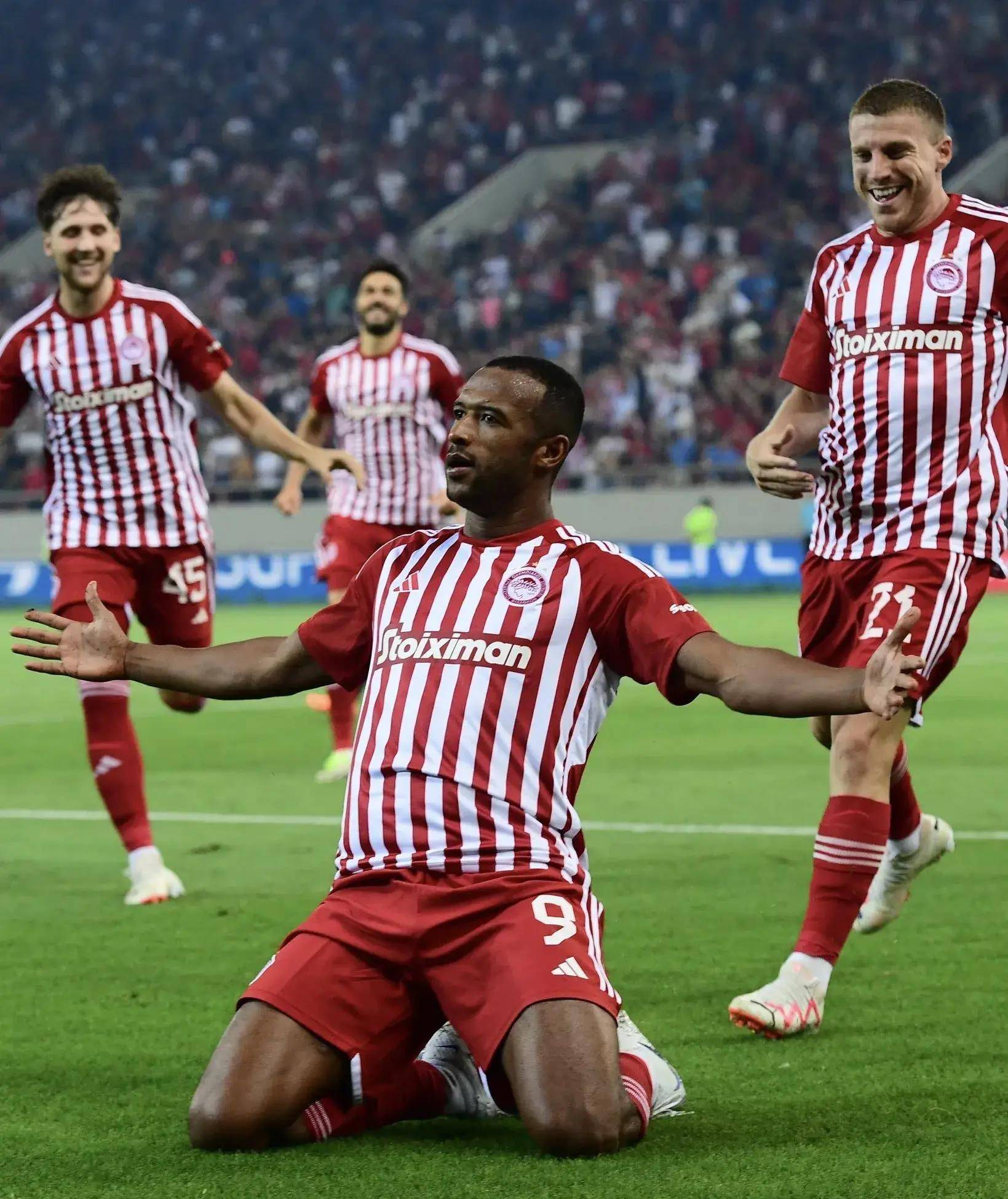 开云下载-阿贾克斯实现逆袭，备战半决赛更进一步