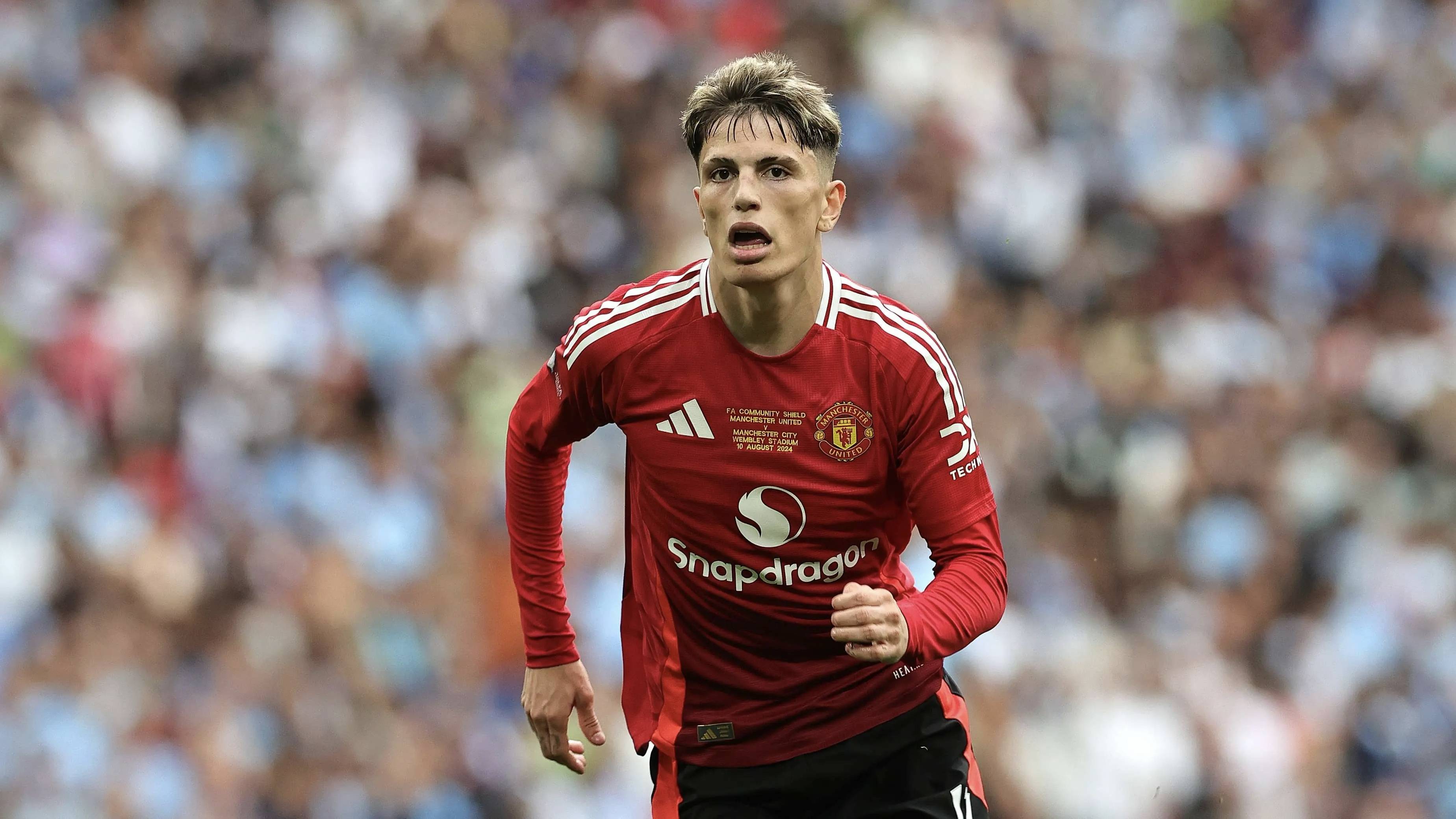 曼联新帅上任,重振士气力求联赛前四的简单介绍 曼联新帅上任,重振士气力求联赛前四的简单介绍