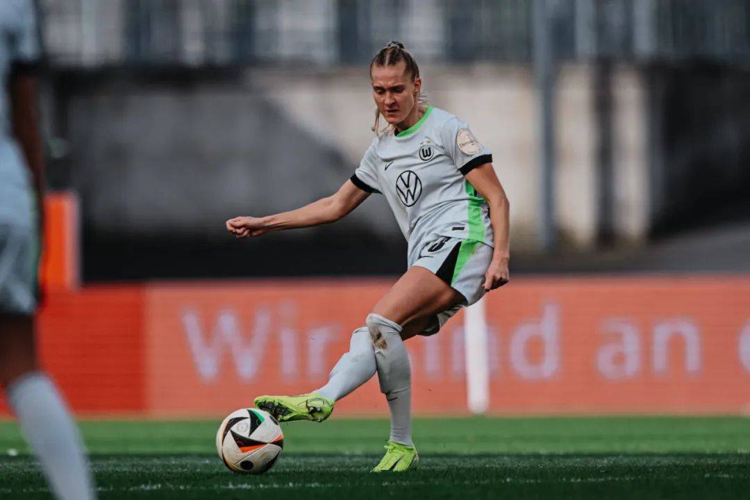 开云体育-非洲女足队员进军欧洲比赛场，气吞山河