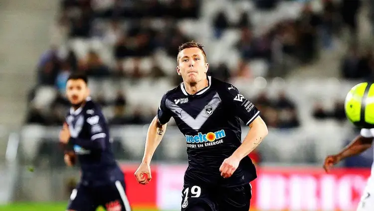 包含瓦朗谢纳赢得关键胜利，晋级法甲联赛次轮的词条