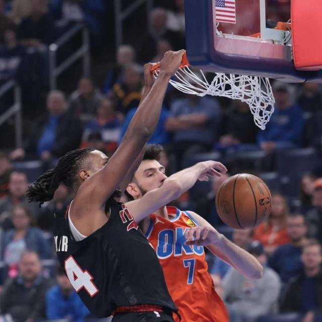 开云体育app-包含争夺霸主：欧洲豪门队伍擦出火花的词条