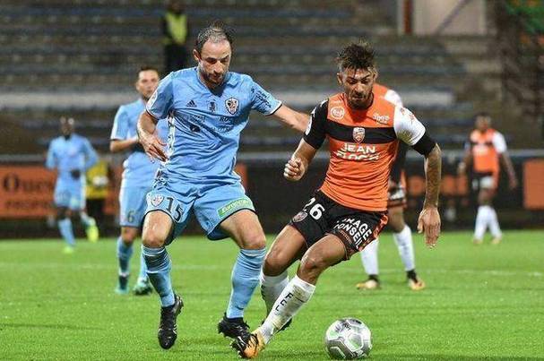 开云体育中国-包含里昂大胜洛里昂，稳固争冠位置势如破竹状况蒸蒸日上的词条