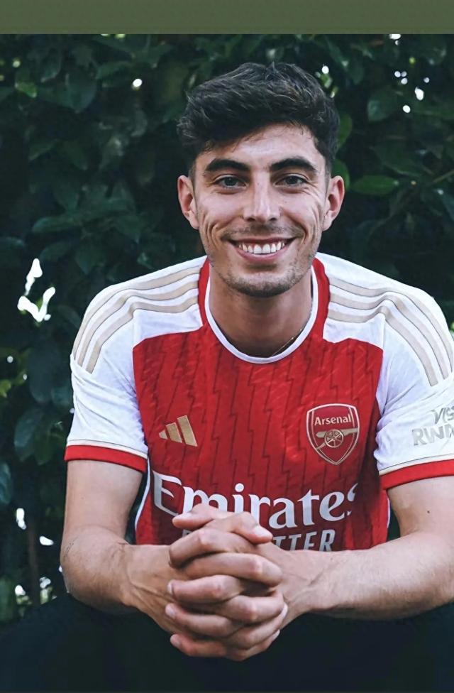 阿森纳前锋惊艳表现,被英国媒体誉为天才新星 阿森纳前锋惊艳表现,被英国媒体誉为天才新星