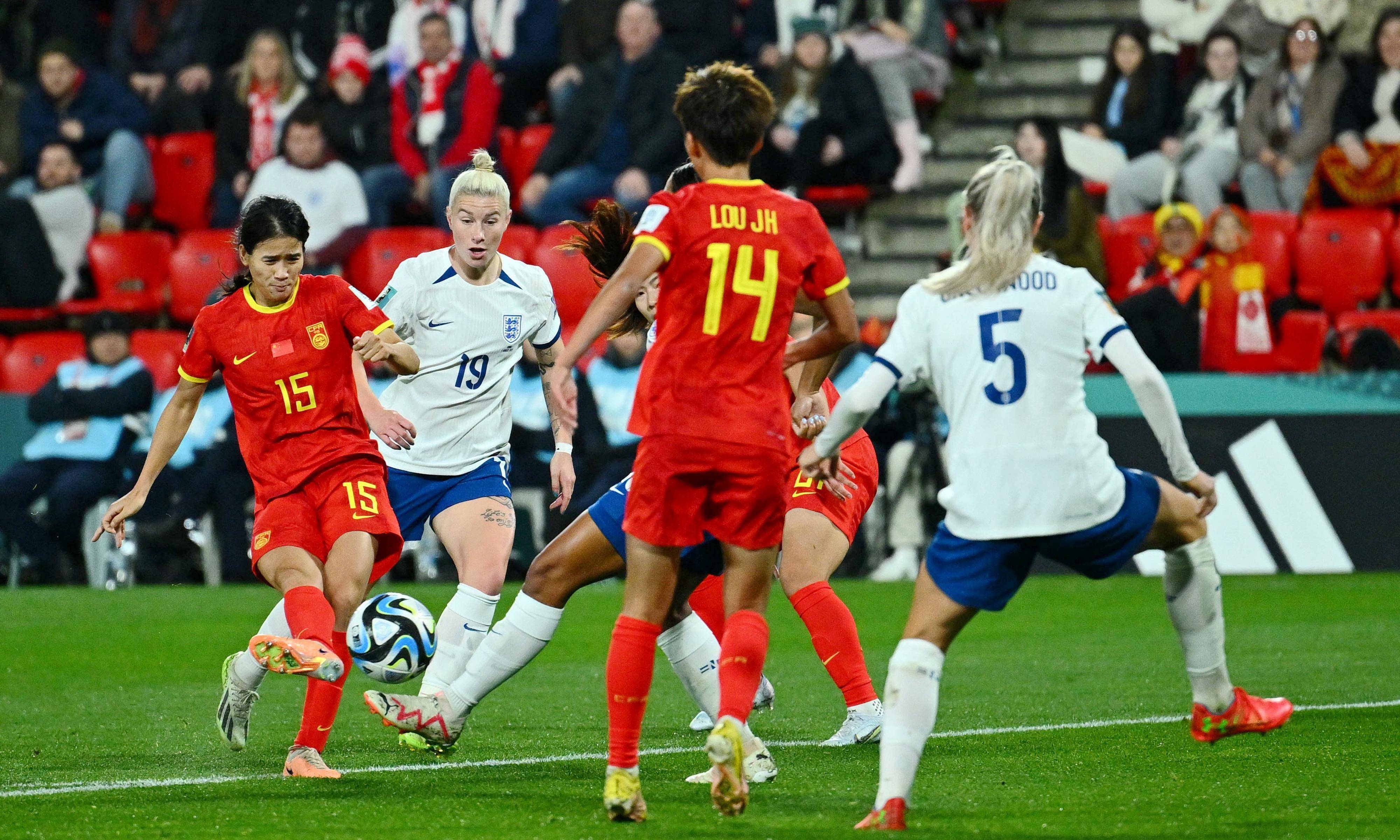 国际足坛焦点:女足比赛精彩瞬间集锦的简单介绍 国际足坛焦点:女足比赛精彩瞬间集锦的简单介绍