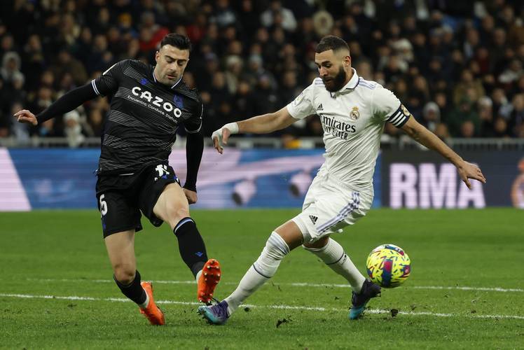 开云平台---&gt;瓦伦西亚大胜马竞，欧冠强资格稳固的简单介绍