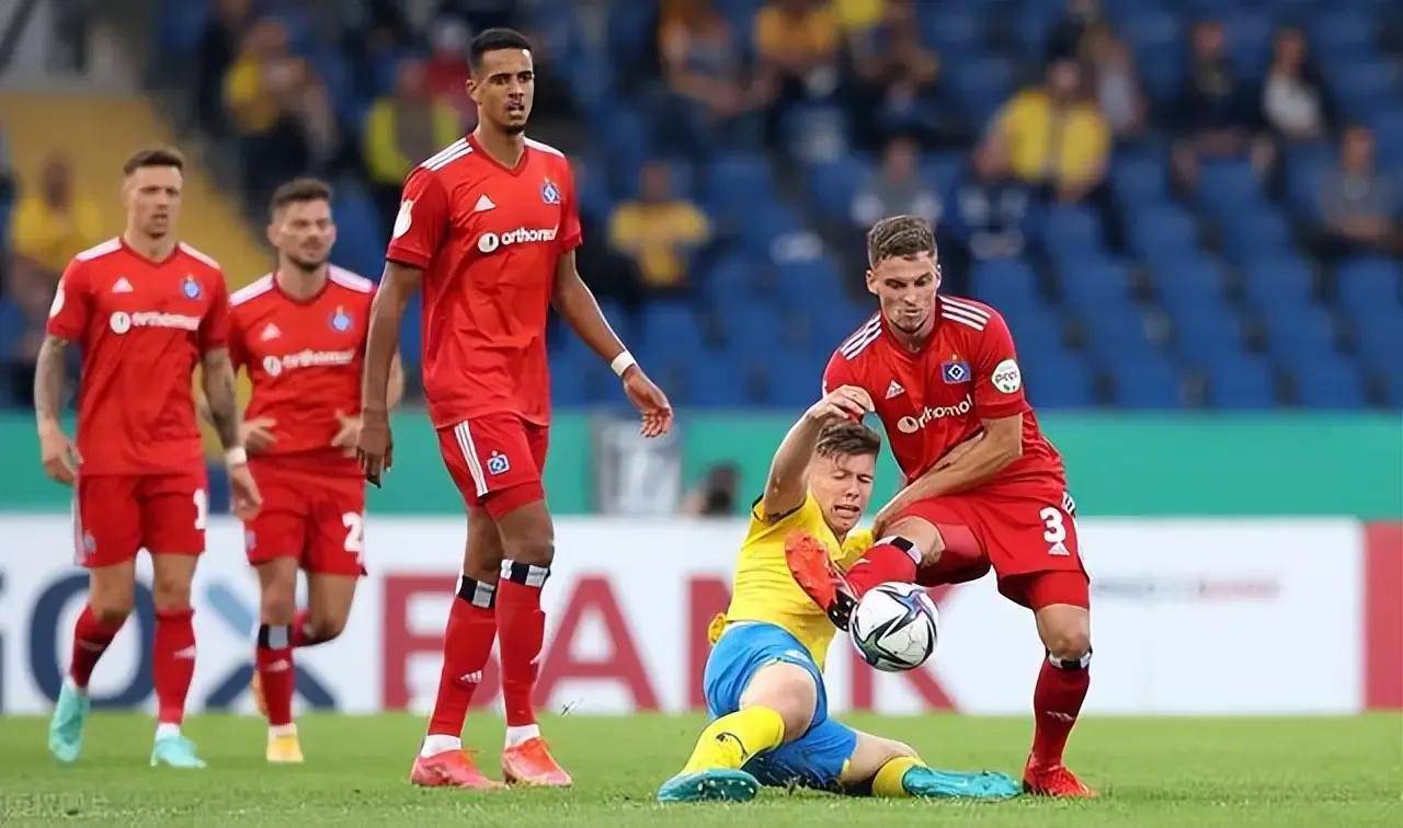 奥萨苏纳客场击败韦斯卡,继续保持领先优势 奥萨苏纳客场击败韦斯卡,继续保持领先优势