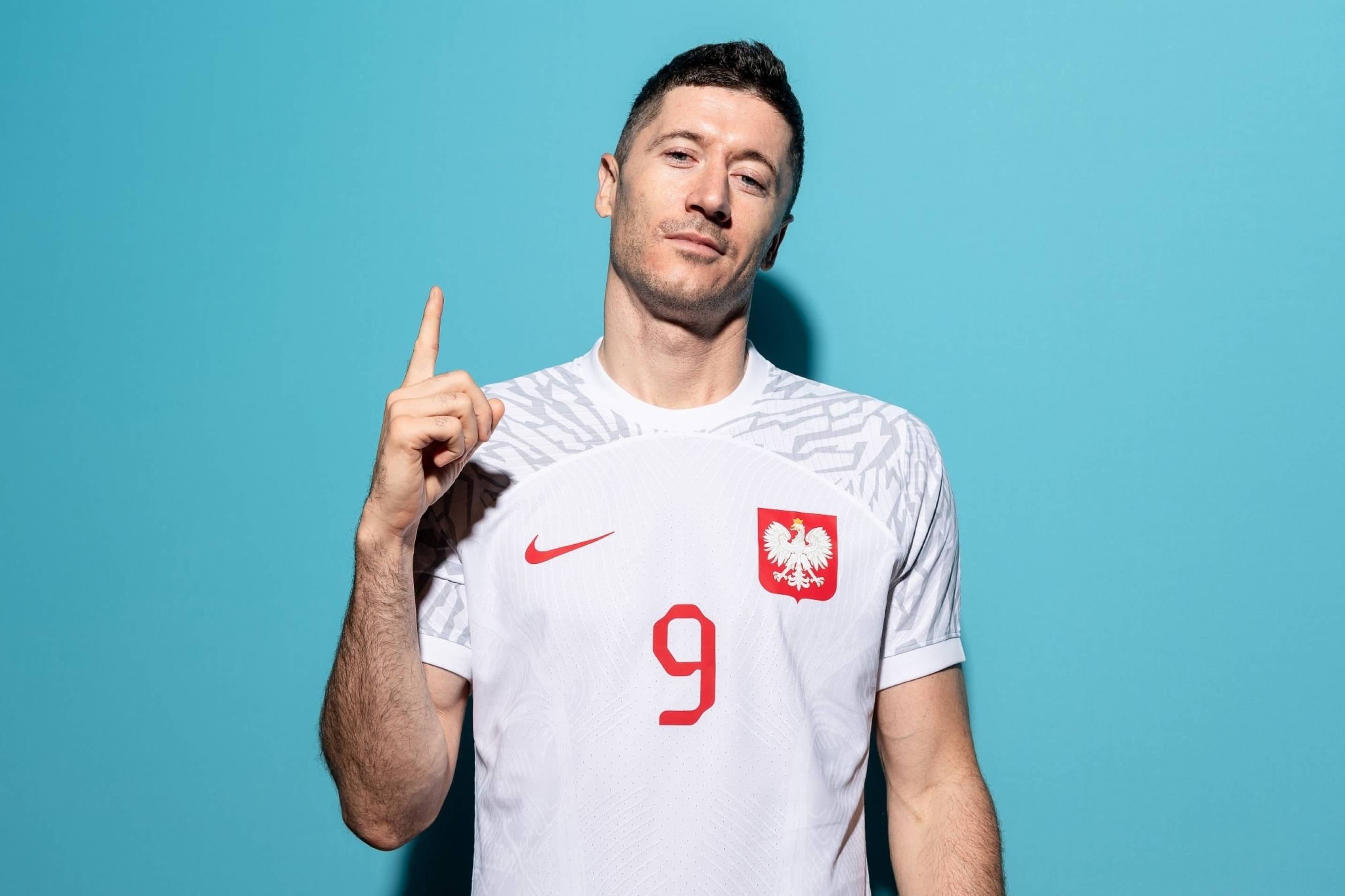 开云APP-波兰国家队备受关注，备战状态高涨