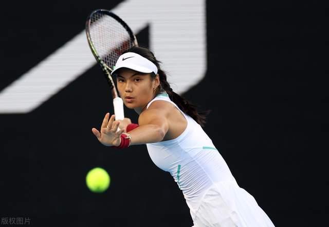 青岛惊险赢下关键一战,晋级青睐显现 青岛惊险赢下关键一战,晋级青睐显现