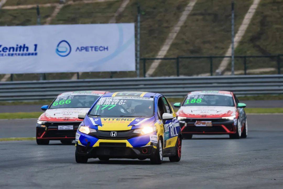 开云体育app-诺里奇顶替三线作战,挑战英超强队的简单介绍