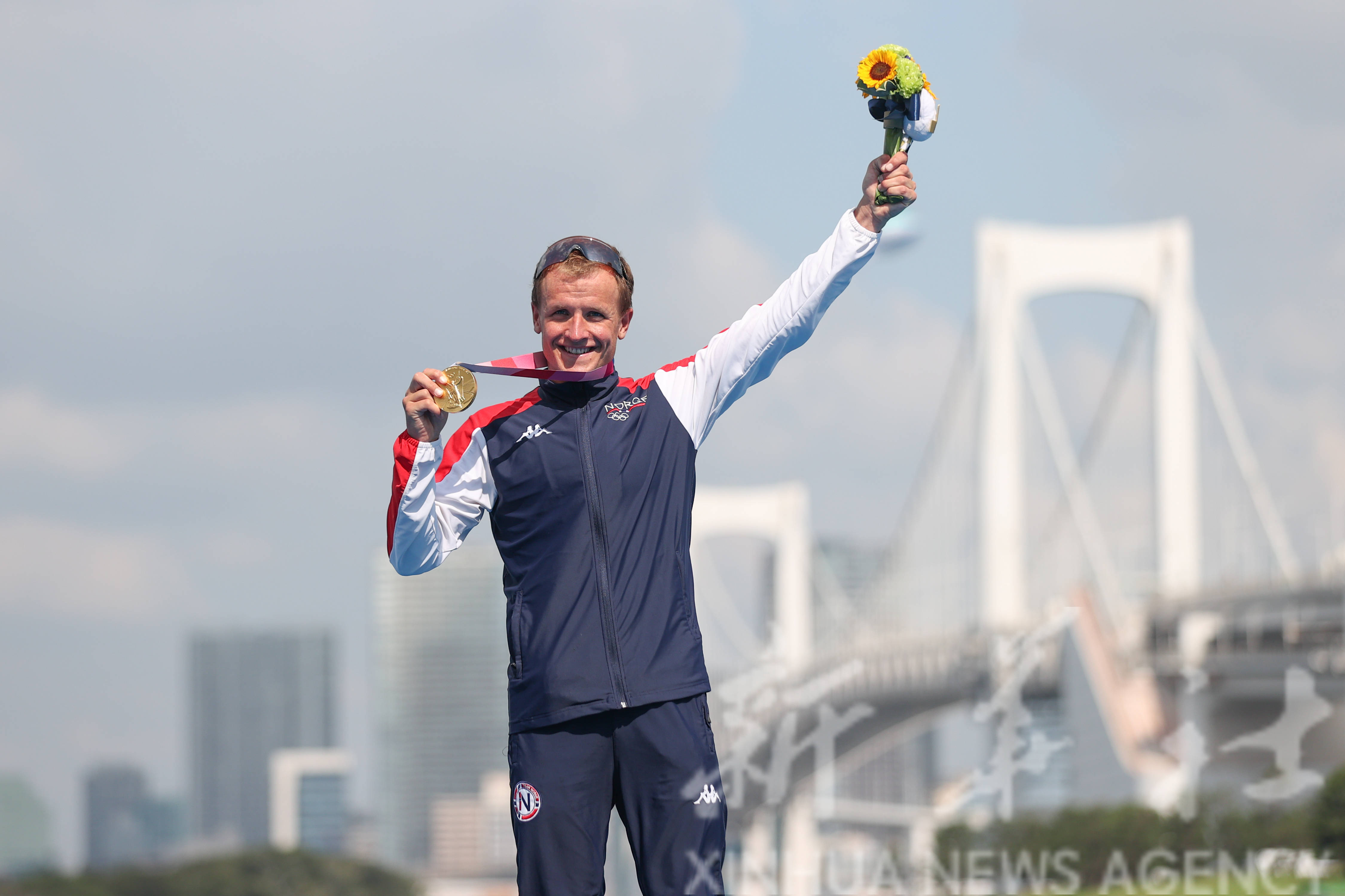 开云体育下载-热血激情！俄罗斯摔跤选手夺得金牌的简单介绍