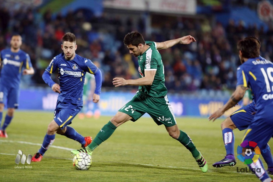 开云体育登录-皇家社会主场力克马拉加，保持联赛争冠悬念的简单介绍