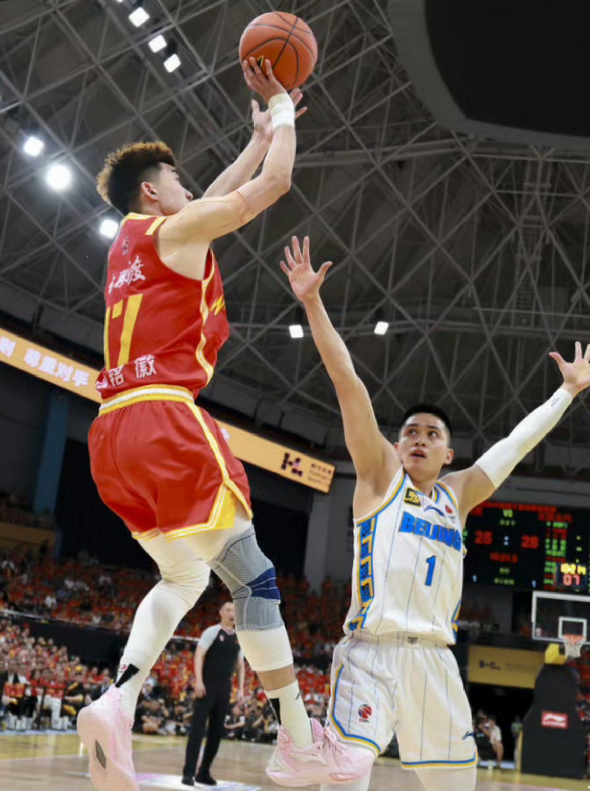 开云平台-关于浙江广厦队临阵换将，力图争取胜利的信息