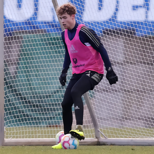 开云体育APP下载-汉堡队球员重返赛场，带来新希望