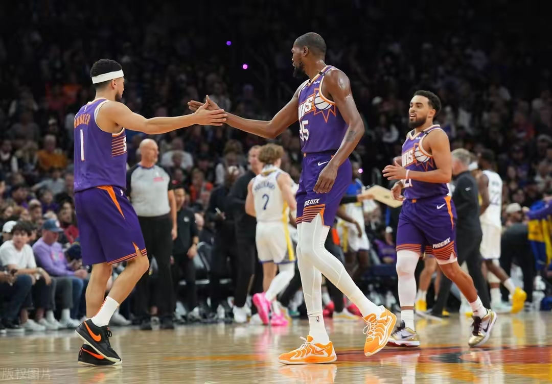 开云体育登录-勇士遭遇四连败，球迷担忧的简单介绍