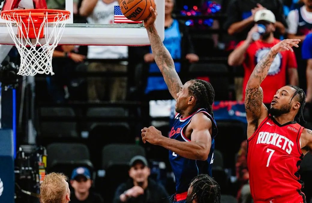 快船力克灰熊,取得四连胜 快船力克灰熊,取得四连胜