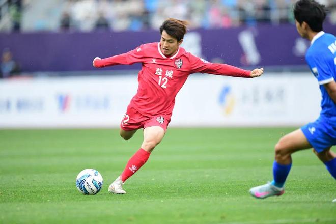 开云APP-法国队鏖战中国队,黄鸭组合统治全场的简单介绍