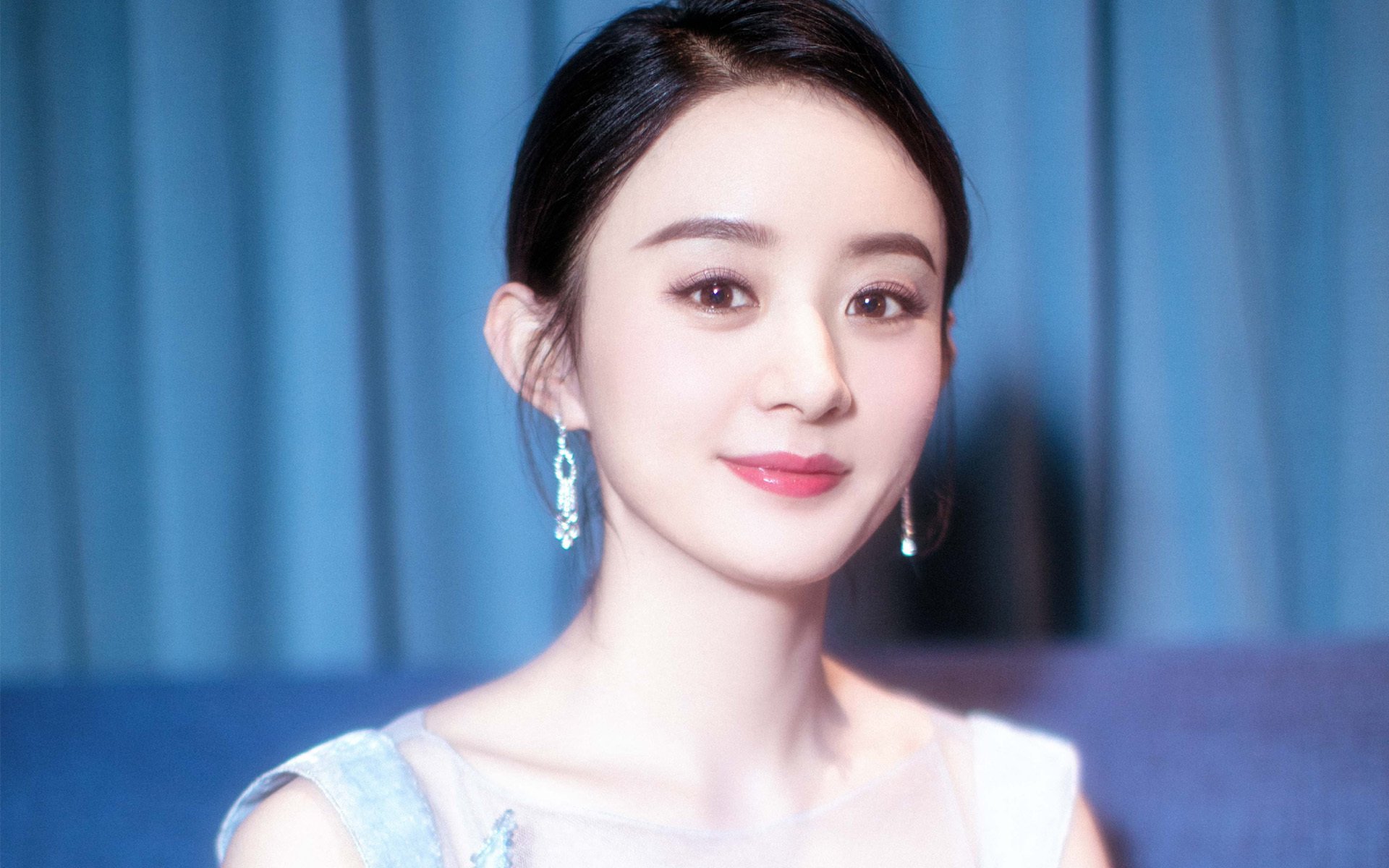 伊萨克爆发，一颗明星的诞生与哥斯达黎加掀翻卫冕冠军的团队史诗