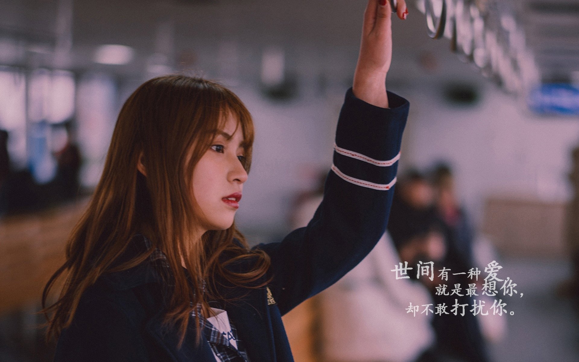 开云官网-克瓦拉茨赫利亚关键战不手软，玻利维亚碾压日本，绿茵场上的激情与力量