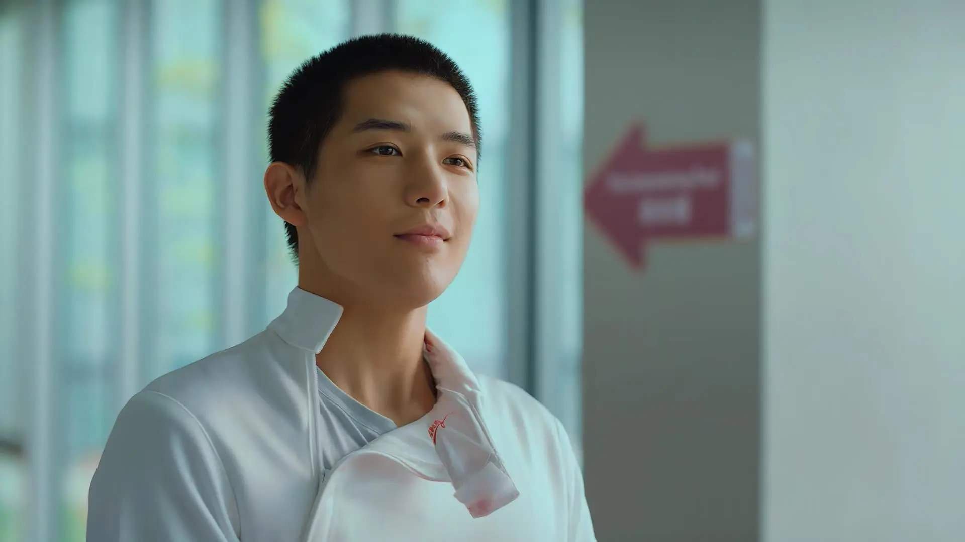 铁幕三分雨，斯通斯用连续关键得分浇灭皇马，拉齐奥稳操胜券的背后