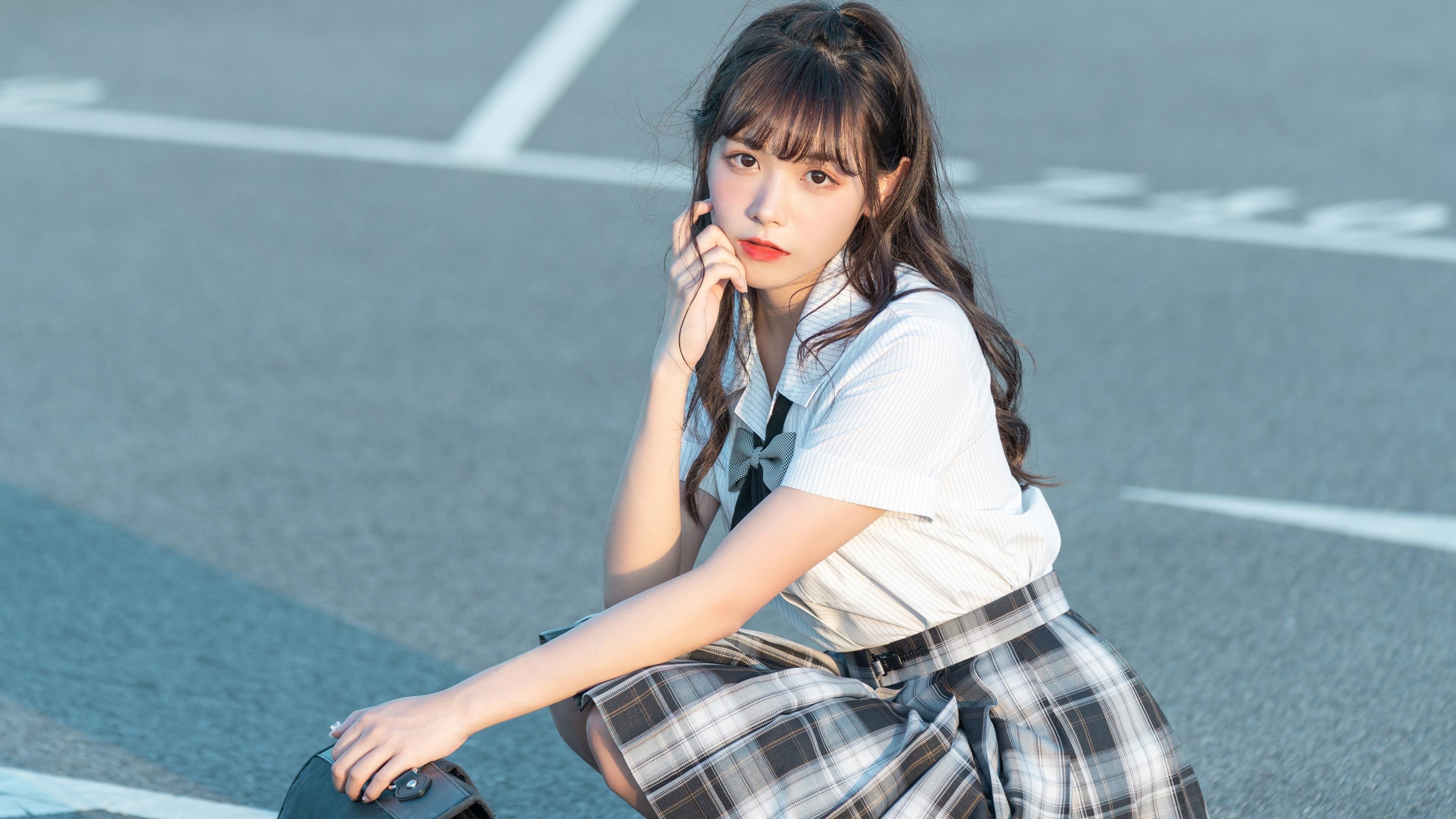 克莱东决关键战接管比赛,爵士鹈鹕鏖战演绎篮球激情