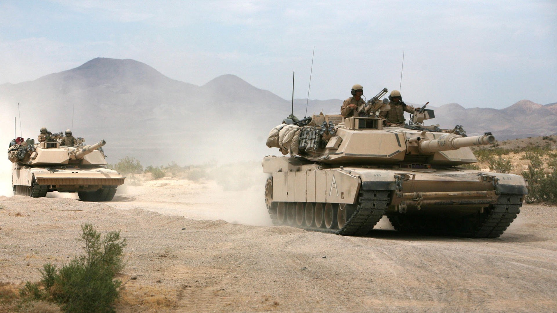 开云APP-塔图姆关键先生显神威，黄蜂强势晋级鹈鹕创奇迹