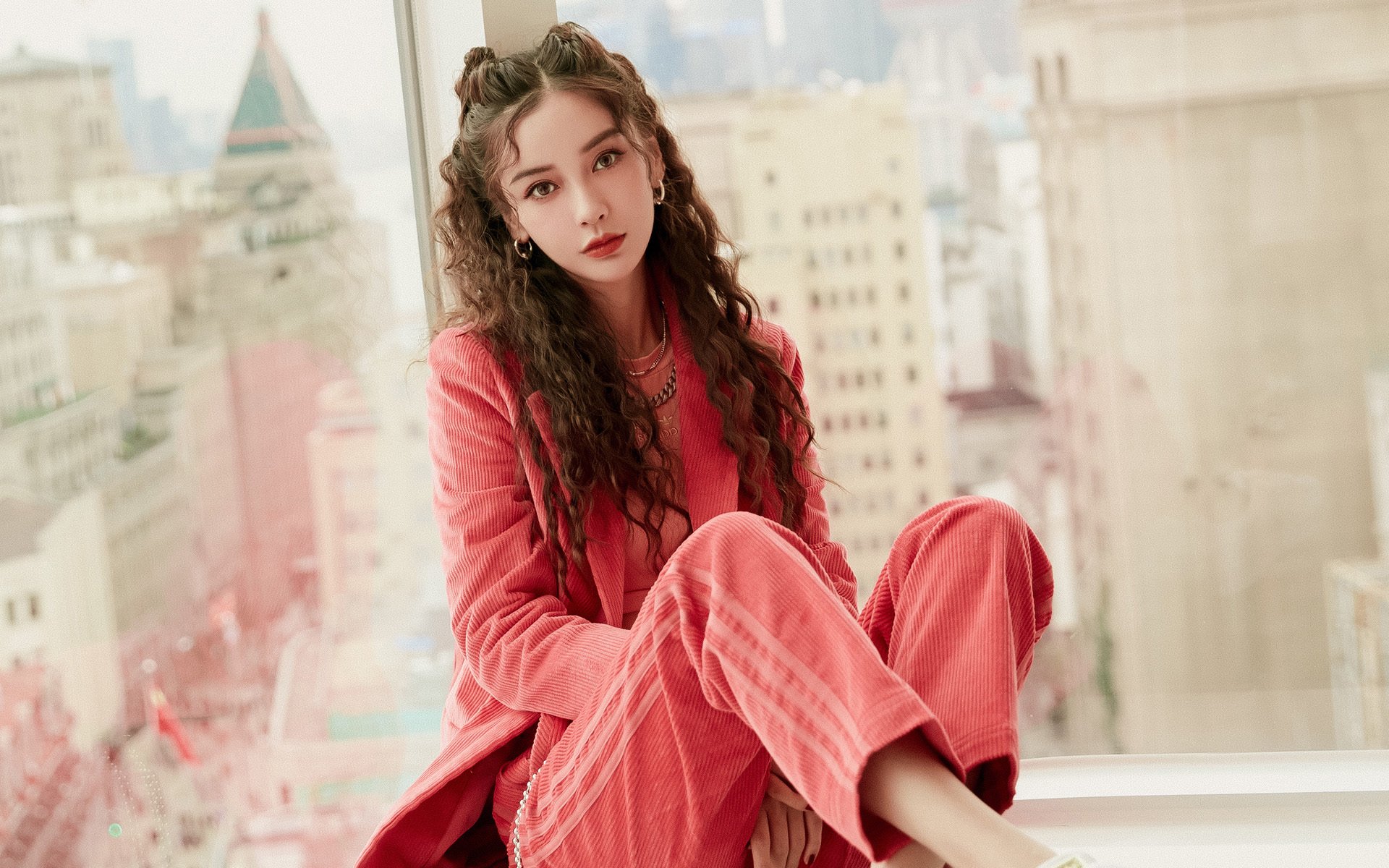 开云体育官方网站-夜刃出鞘，保罗东决关键战连斩锁定胜局