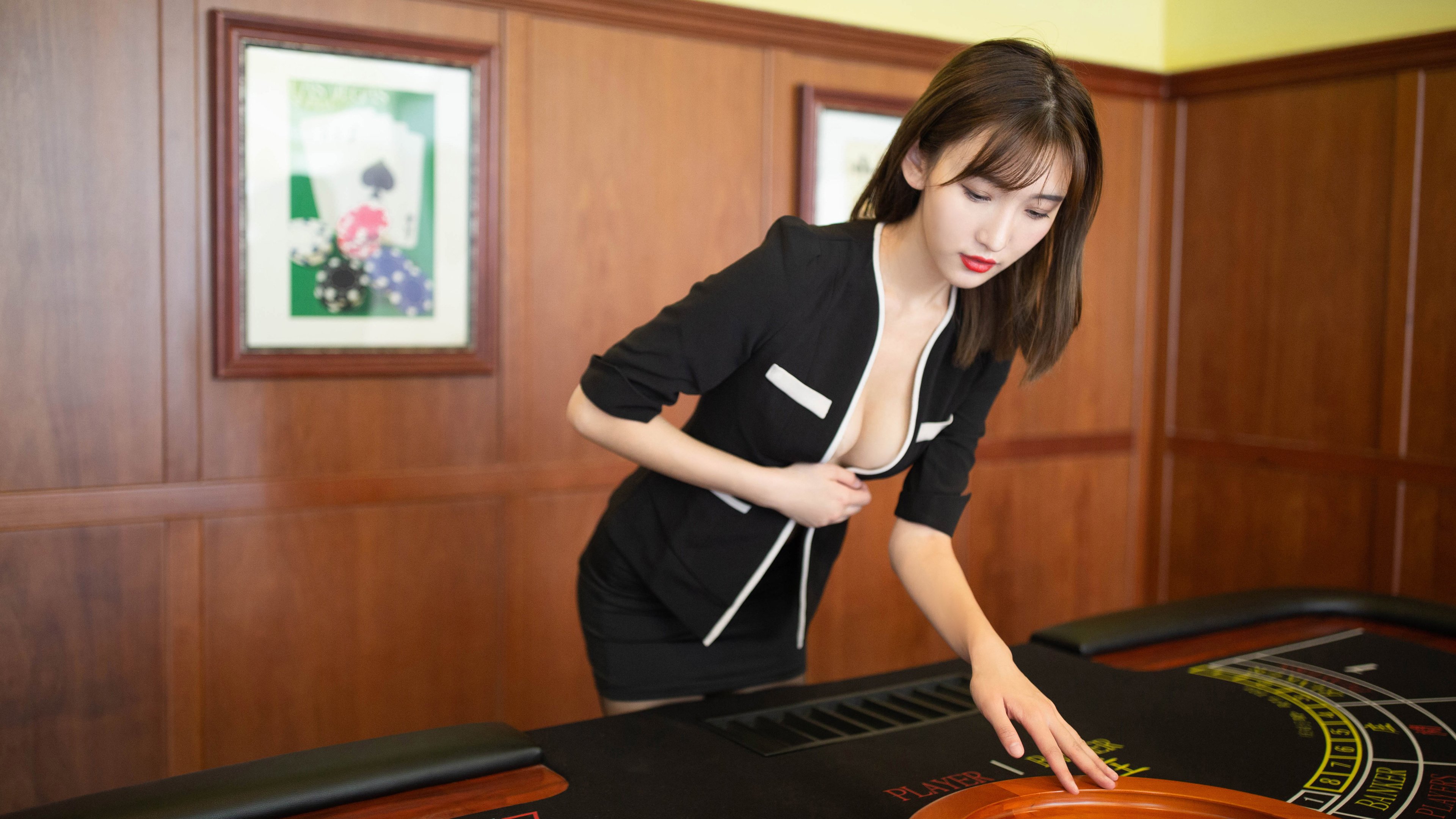 引擎咆哮中的冷血杀手，德罗赞在F1街道赛之夜的自我正名