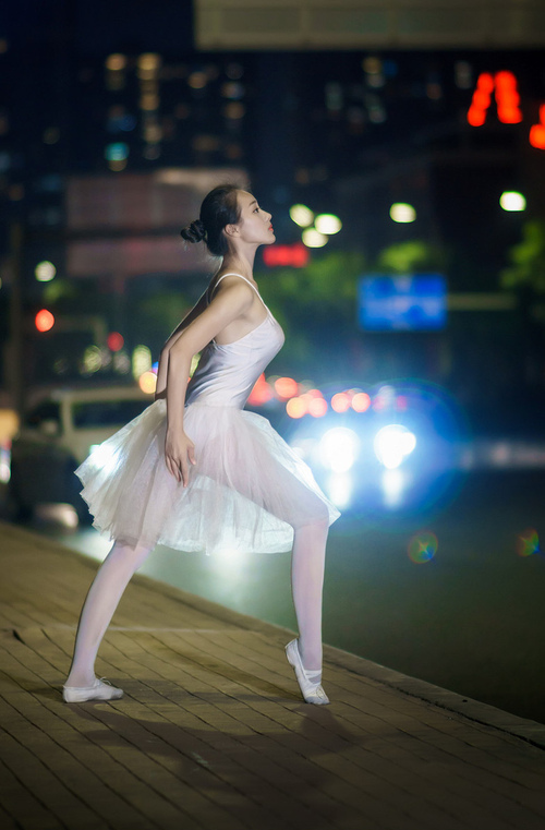 开云体育平台APP-巴黎血拼尼斯，楚阿梅尼后置一击，定鼎法兰西德比