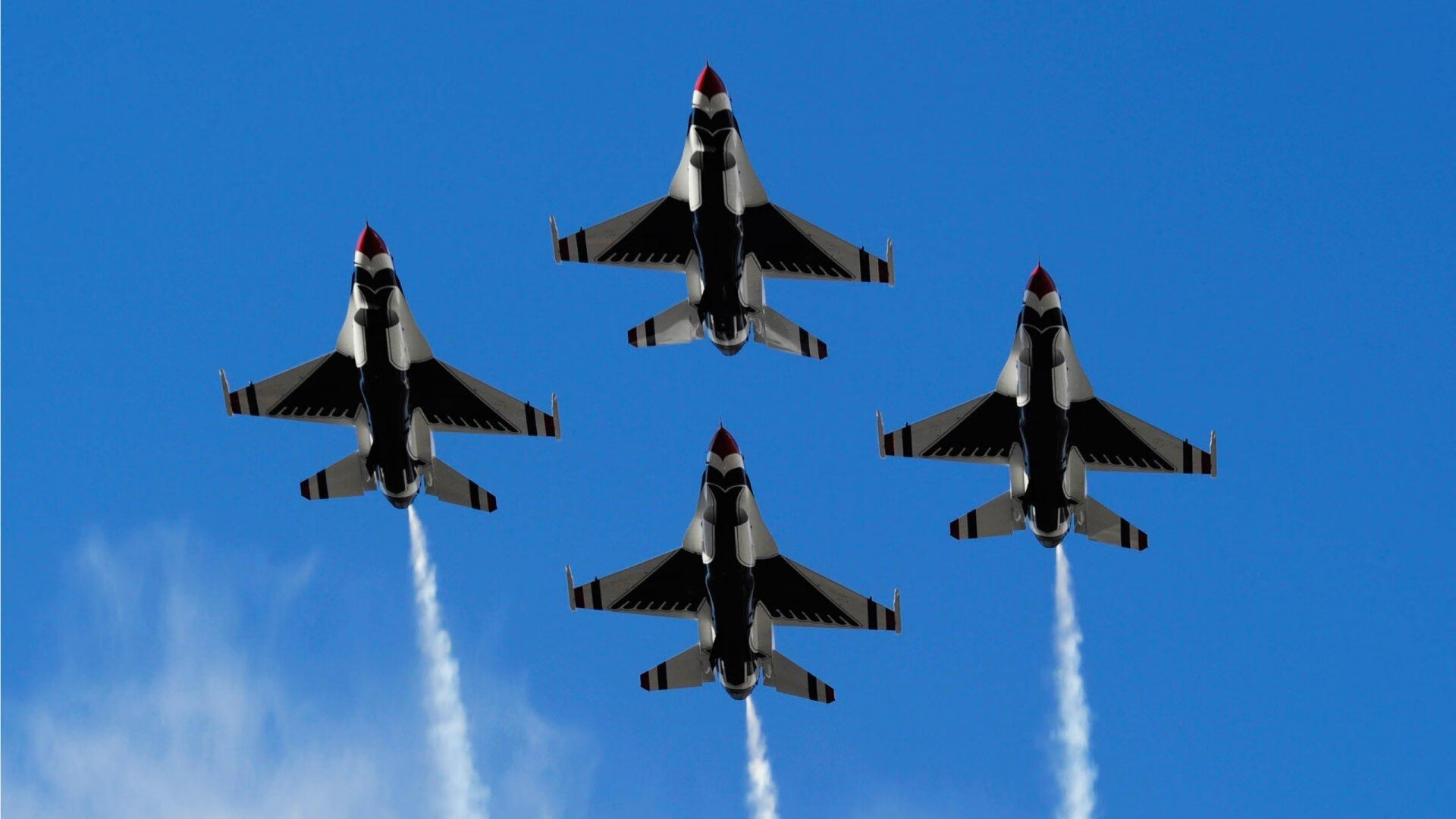 本泽马关键先生助乌拉圭巅峰对决胜出苏格兰