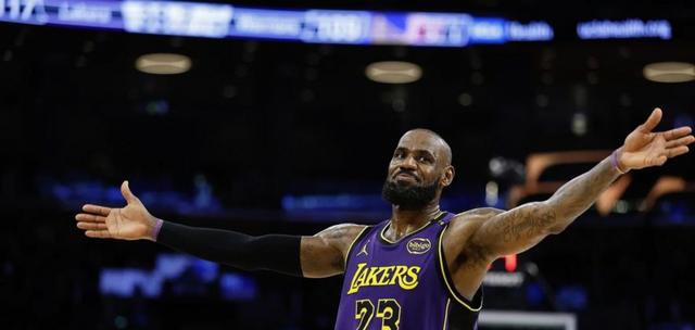 开云体育中国-詹姆斯爆发，爵士末节带走76人