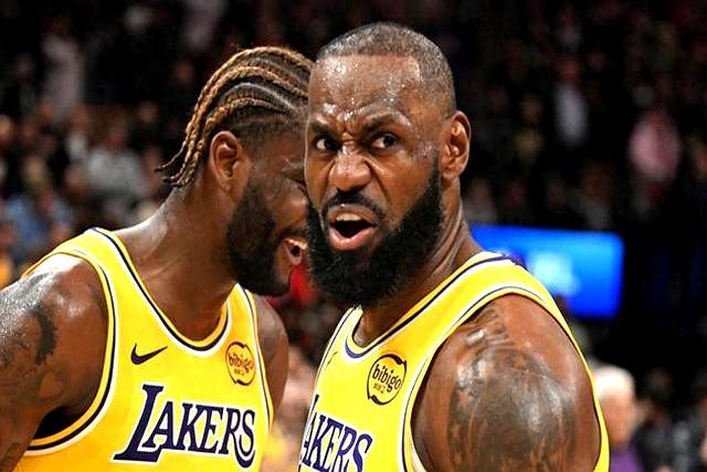 詹姆斯爆发，爵士末节带走76人