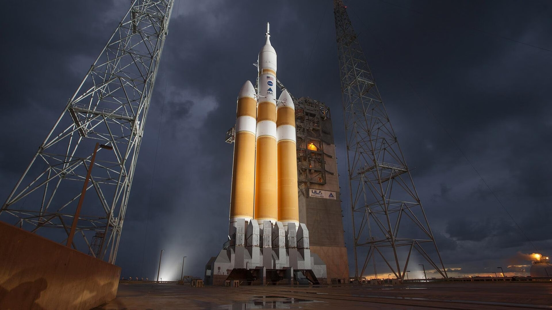 极速与热血,当F1街道赛的轰鸣遇见篮球决胜局的呐喊